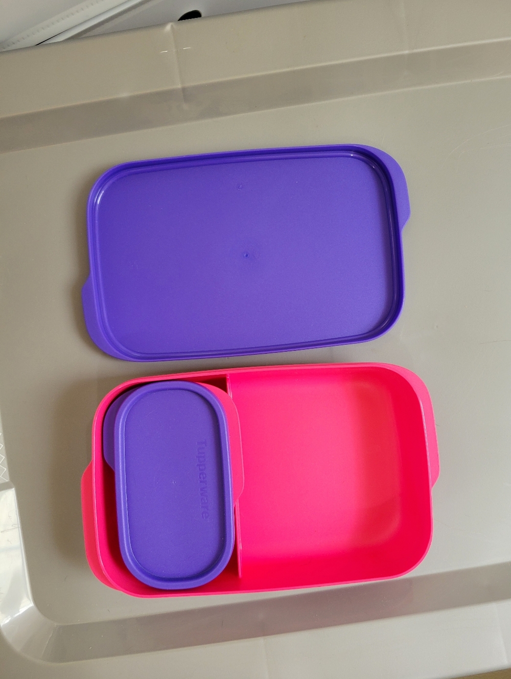 Disney Minnie Mouse Tupperware - Picture 3 of 4